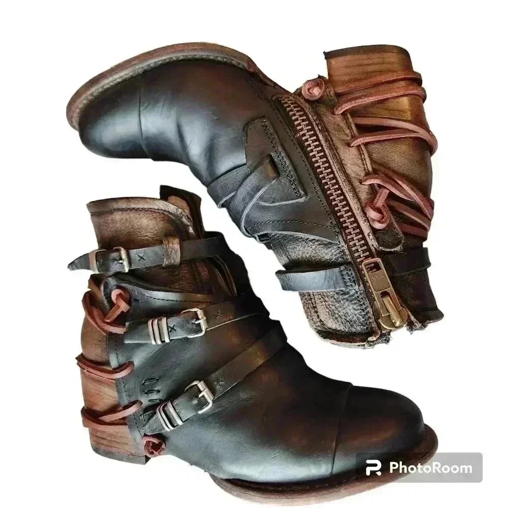 Freebird by Steven Shoes Crue Leather and Suede Bootie Red Black Size 6